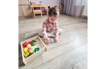 Dřevěná hračka – krájení zeleniny s příslušenstvím - 34 dílů