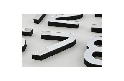 Nástěnné hodiny – průměr 60–130 cm