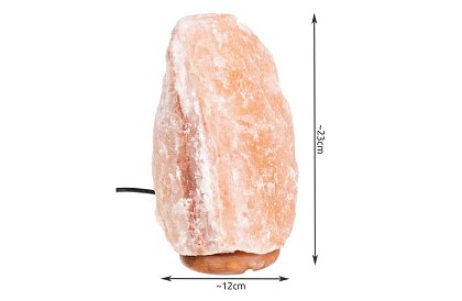 Solná lampa s nastavitelnou intenzitou světla