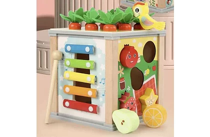 Dřevěná smyslová a vzdělávací kostka