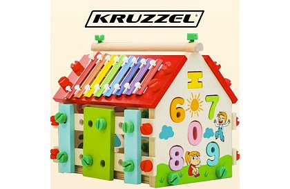 Dřevěný vzdělávací smyslový domeček