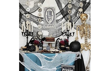 Velká umělá pavučina na Halloween – 198x76 cm - černá