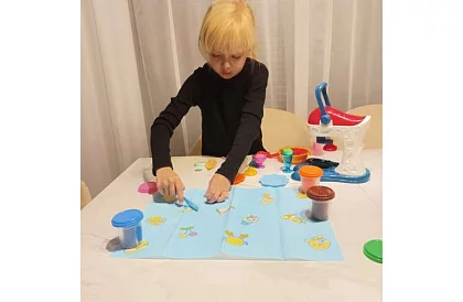 Dětský kuchyňský robot na plastelínu