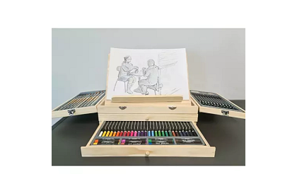 Malířská sada v dřevěném kufru – 83 prvků