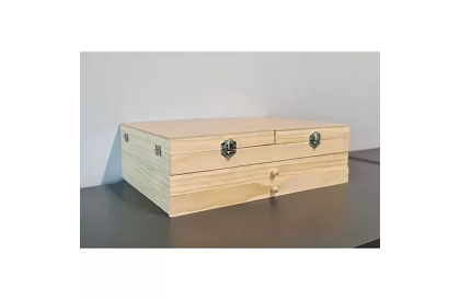 Malířská sada v dřevěném kufru – 83 prvků