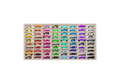 Dřevěná polička – organizér na autíčka – 80 přihrádek