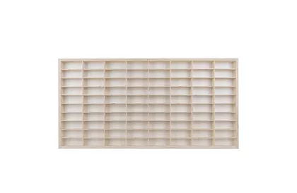 Dřevěná polička – organizér na autíčka – 80 přihrádek