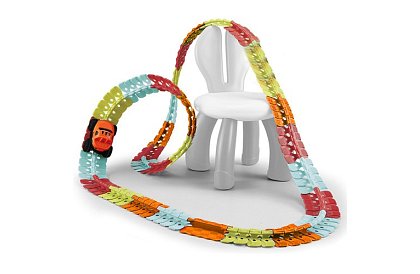 Flexibilní autodráha 4,8 metru + auto