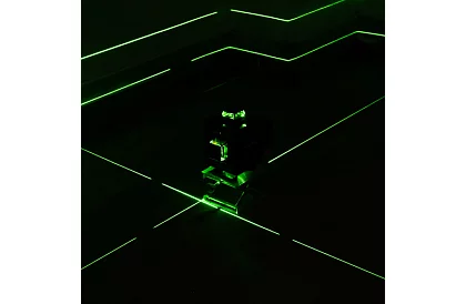 4D laserová vodováha 360° – 16 linií – zelený nivelační laser