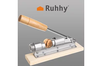 Masivní ocelový louskáček na ořechy