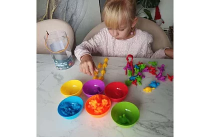 Sada dinosaurů pro učení barev a počítání