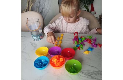 Sada dinosaurů pro učení barev a počítání