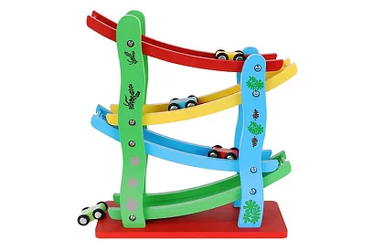 Dřevěná dráha pro auta