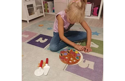 Krájecí sada – dřevěná pizza na řezání + nůž