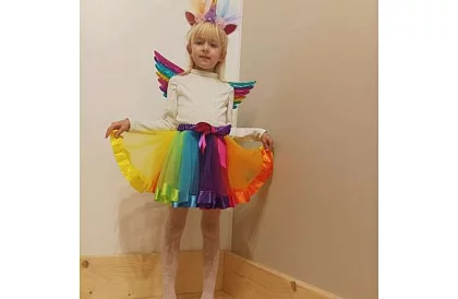 Kostým duhový jednorožec