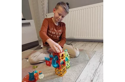 Vzdělávací magnetická 3D stavebnice - 77 kusů