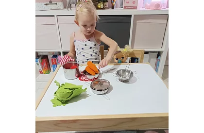 Sada kovového nádobí pro děti