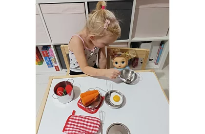 Sada kovového nádobí pro děti