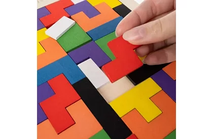 Dřevěné Tetris puzzle
