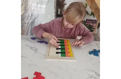 Dřevěné Tetris puzzle