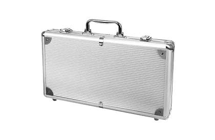 Kompletní pokerová sada - 300 žetonů v kufříku