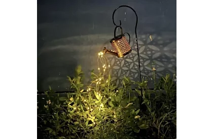 Solární zahradní lampa - konev