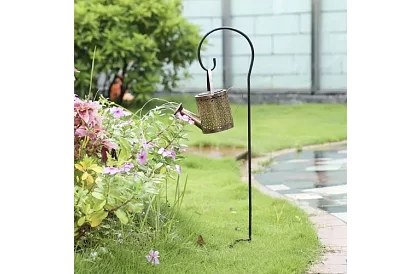 Solární zahradní lampa - konev