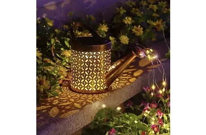 Solární zahradní lampa - konev