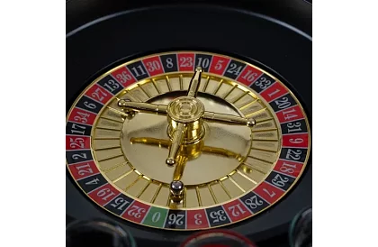 Alkoholová ruleta - panáková hra