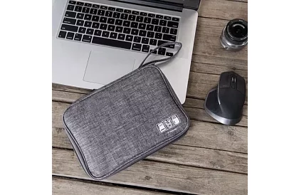 Cestovní pouzdro – organizér na kabely a nabíječky