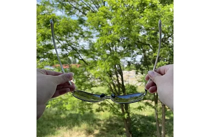 Polarizační sluneční brýle s pouzdrem – černé UV 400