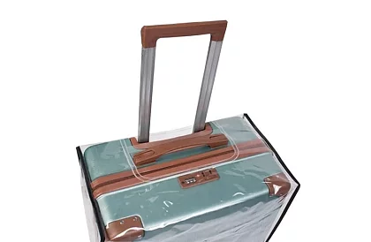 Transparentní ochranný obal na cestovní kufr