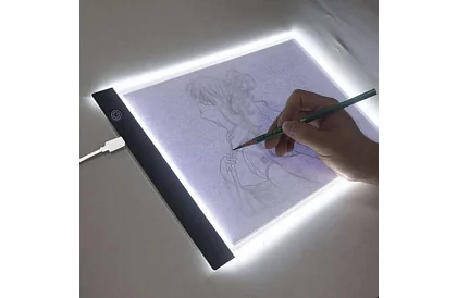 Svítící LED deska na obkreslování A4