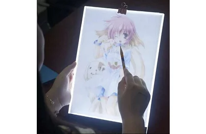 Svítící LED deska na obkreslování A4