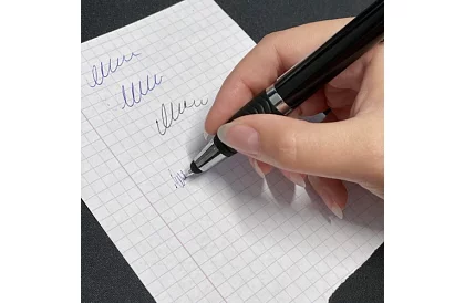 Sada 6 per s listem - 3 x modrá + 3 x černá